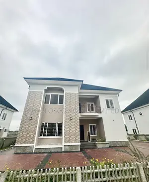 4bdrm Duplex in Reef Court Estate, New Layout for sale