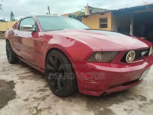 Ford Mustang 2012 Red