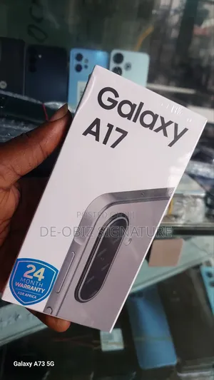 New Samsung Galaxy A17 5G 128 GB Black