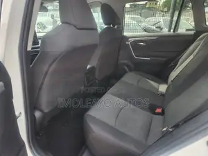 Toyota RAV4 XLE 2022 White