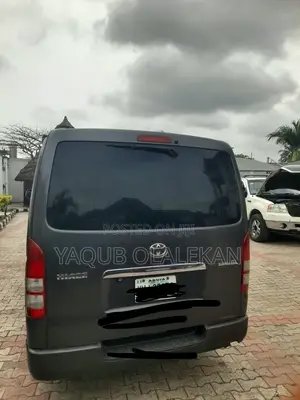 Toyota HiAce 2010 Grey