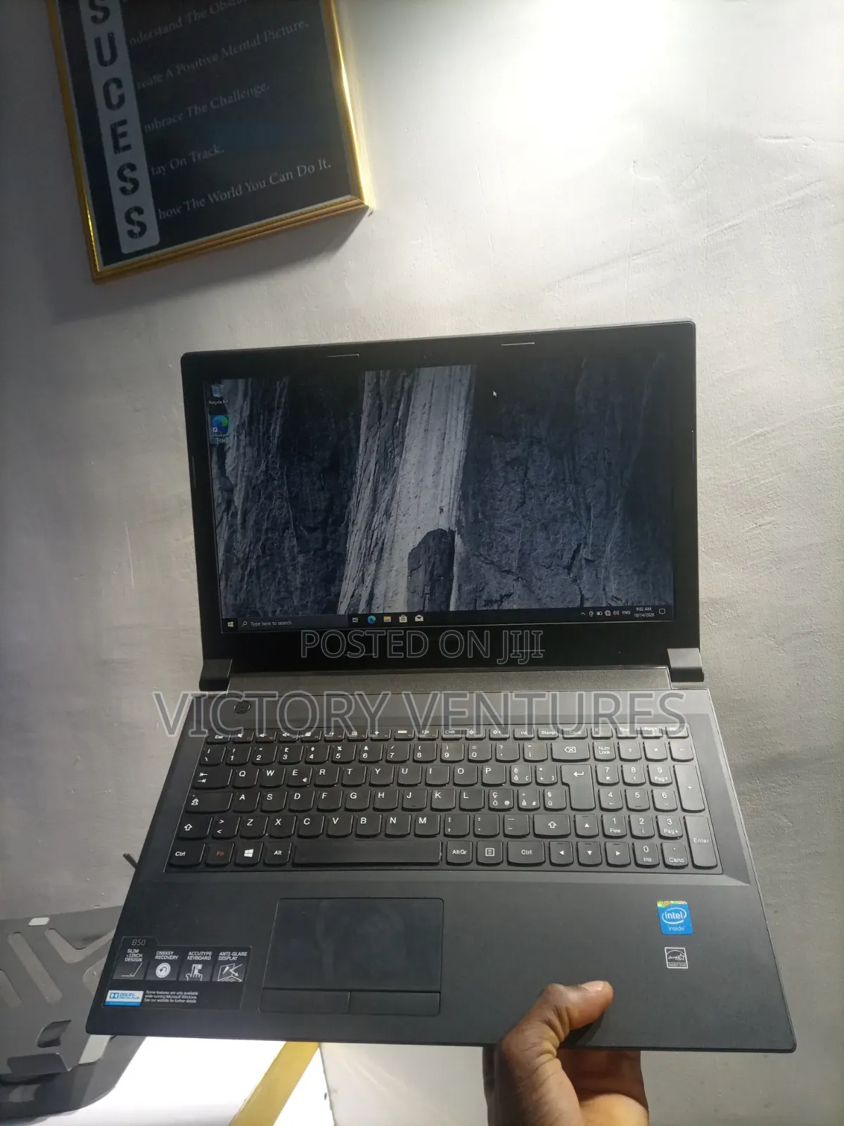 Laptop Lenovo 8GB Intel Celeron HDD 500GB