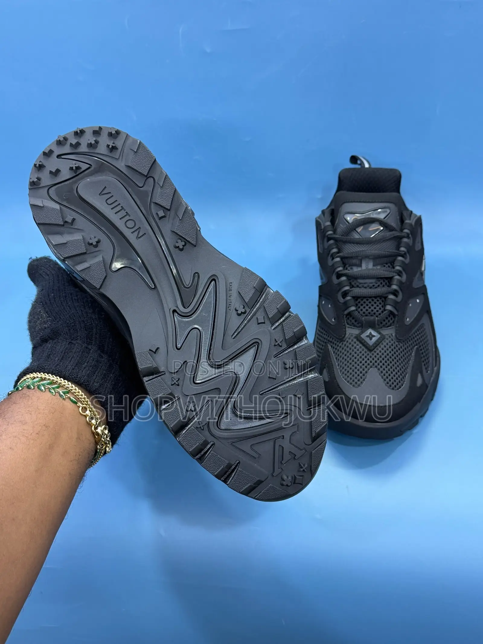 Louis Vuitton Sneakers