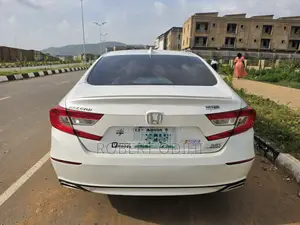 Honda Accord Sport 2.0T 2020 White