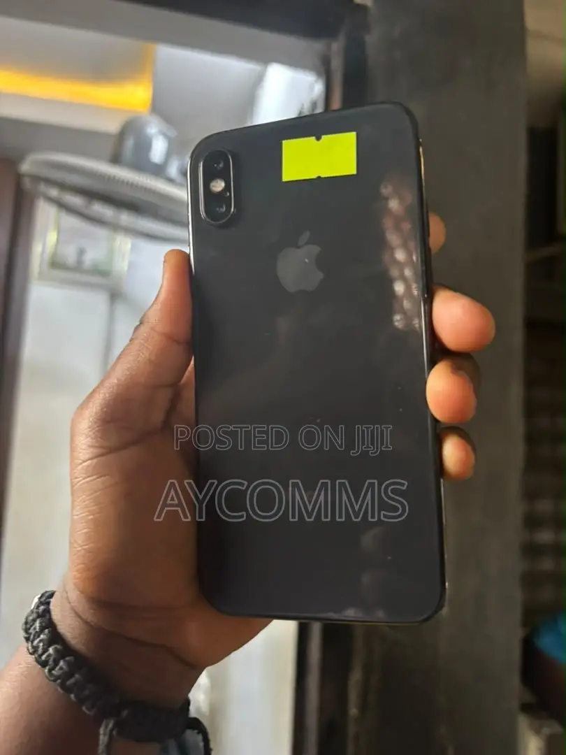 Apple iPhone X 64 GB Black
