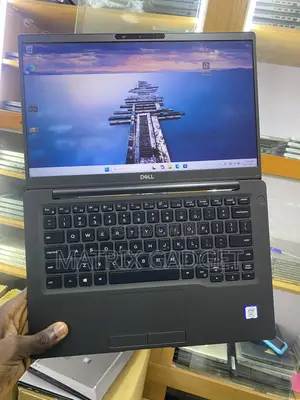 Laptop Dell Latitude 7400 8GB Intel Core i7 SSD 256GB