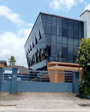 Open Plan Office Complex on 4 Floors on 1 & Half Plots at Old Gra