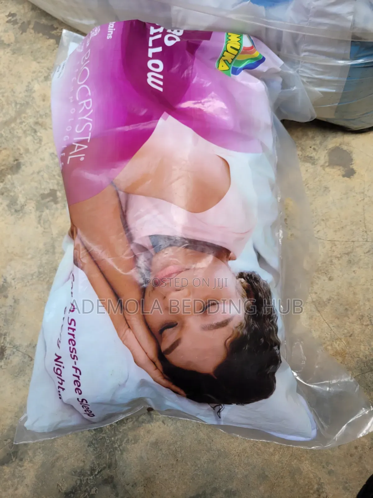 2 Sets of Mouka Pillows