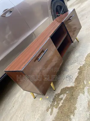 Tvshelf/TV Mount