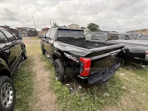 Toyota Tacoma TRD Sport Double Cab 4WD 5.0 ft. SB (Automatic) 2025