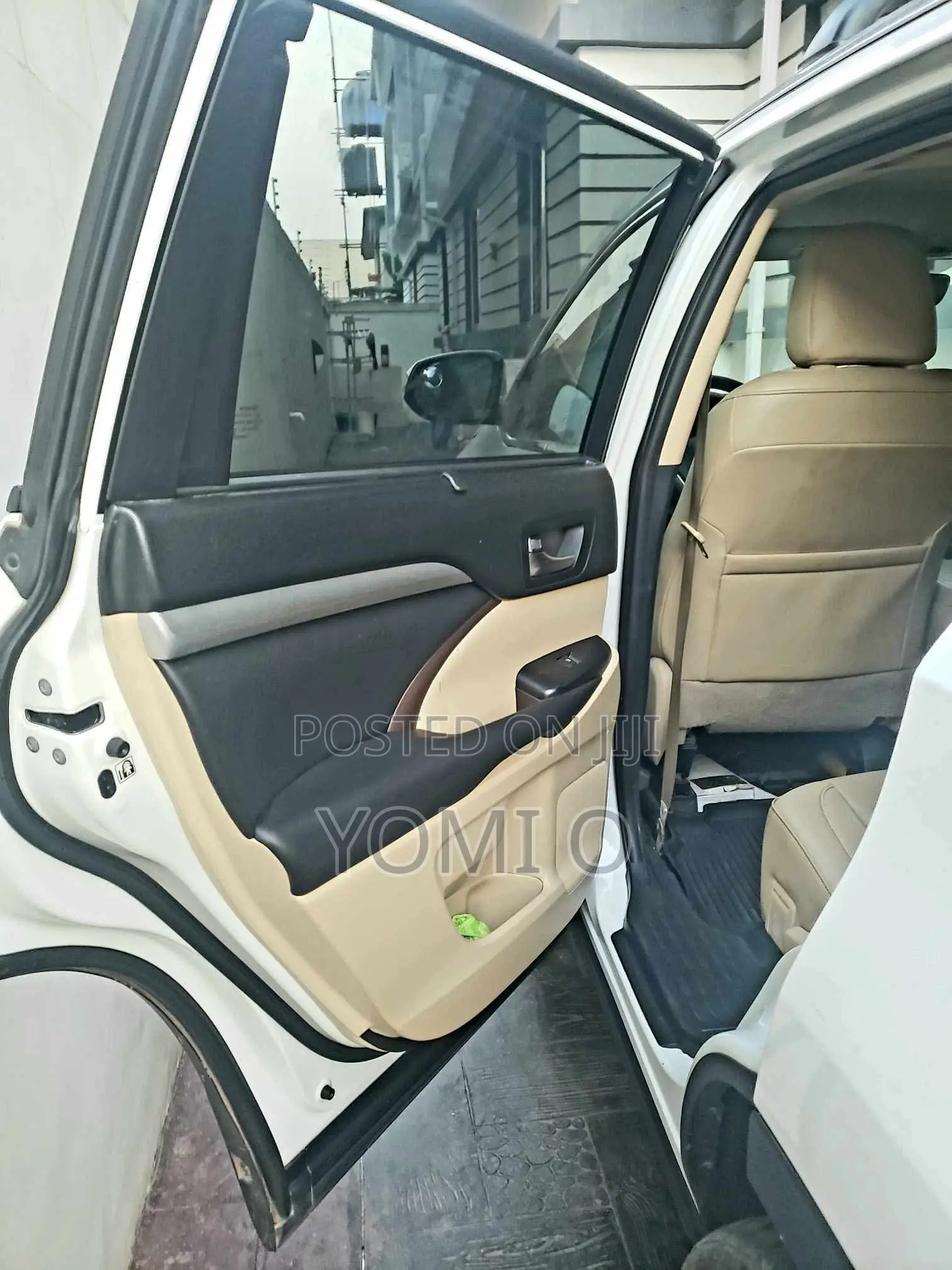 Toyota Highlander XLE 2019 White