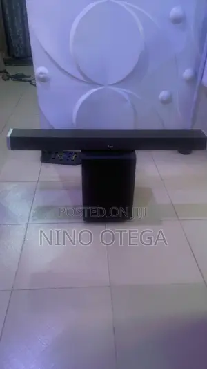 Royal 160W Soundbar With Subwoofer – Excellent Condition