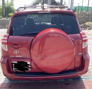Toyota RAV4 Limited V6 2009 Red