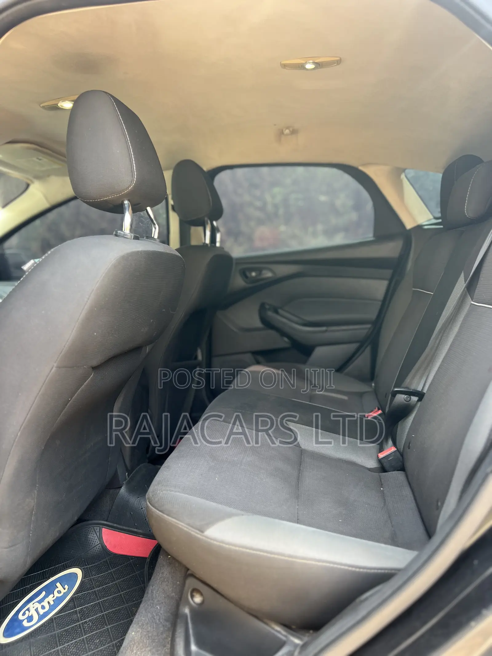 Ford Focus SE 2011 Black