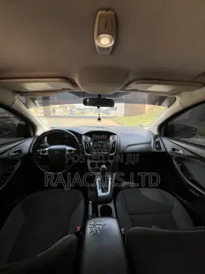 Ford Focus SE 2011 Black