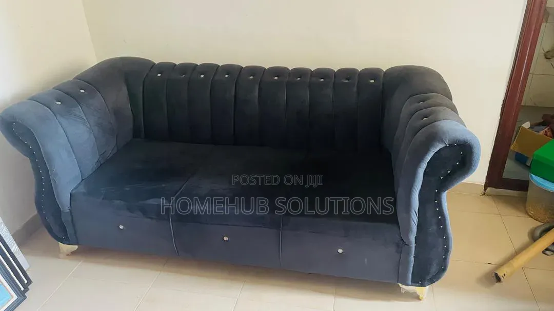 Barely Used 3 Seaters Sofa