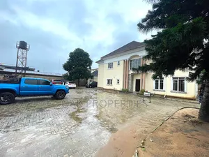 Executive 6 Rooms Duplex With 2 Rooms Bq for Office Use at Gra