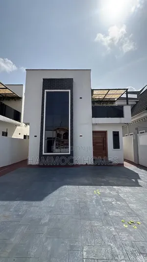 4bdrm Duplex in Emmanuel Estate, Jericho for sale