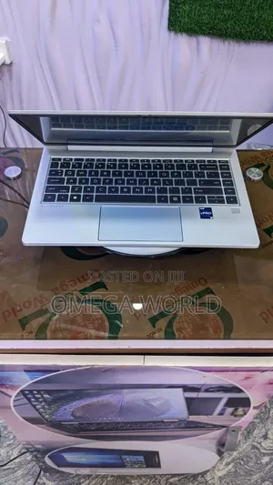 Laptop HP EliteBook 640 G9 8GB Intel Core i5 SSD 256GB