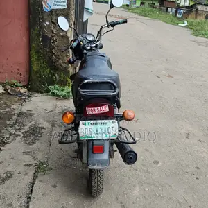 TVS 2022 Black