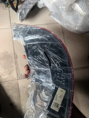 Mercedes Benz Rear Light 207