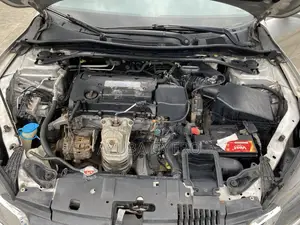 Honda Accord 2015 Silver