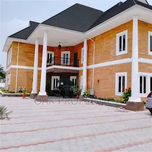 Stand Alone 6 Rooms Duplex With 2 Rooms BQ for Office Use at Gra