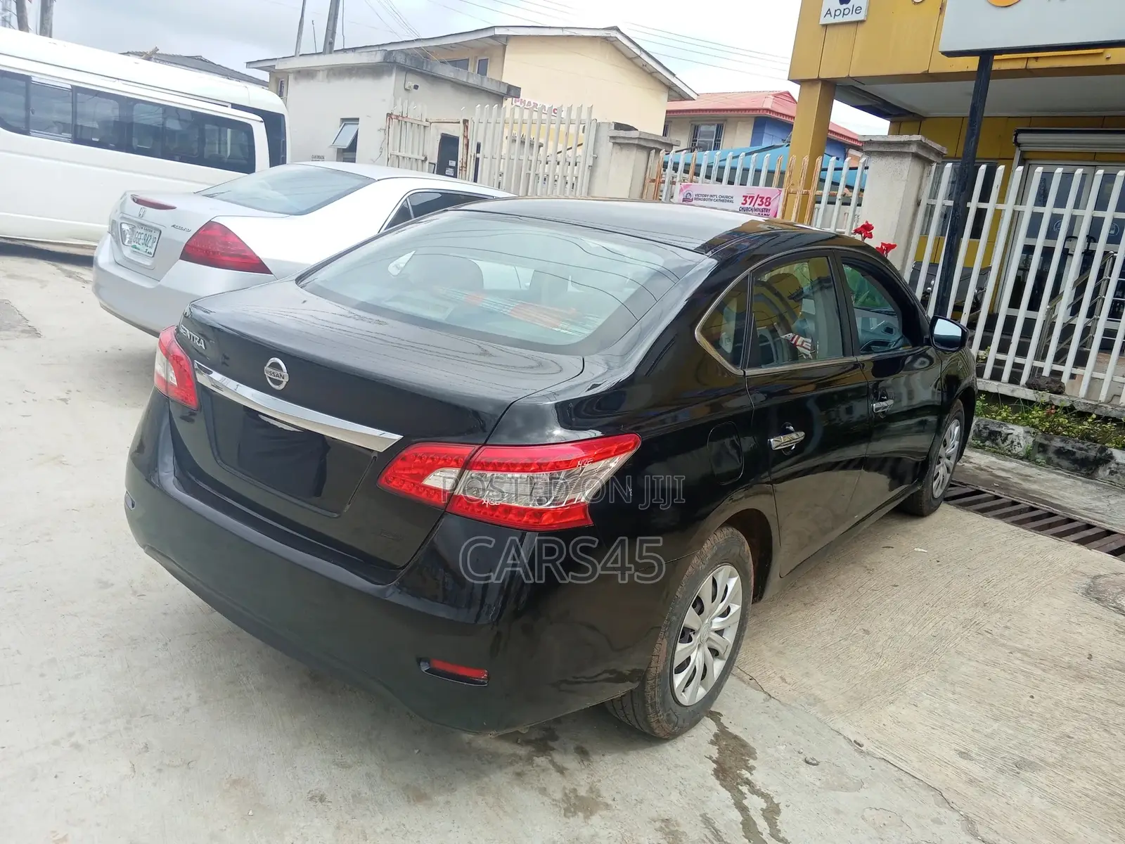 Nissan Sentra 2013 Black