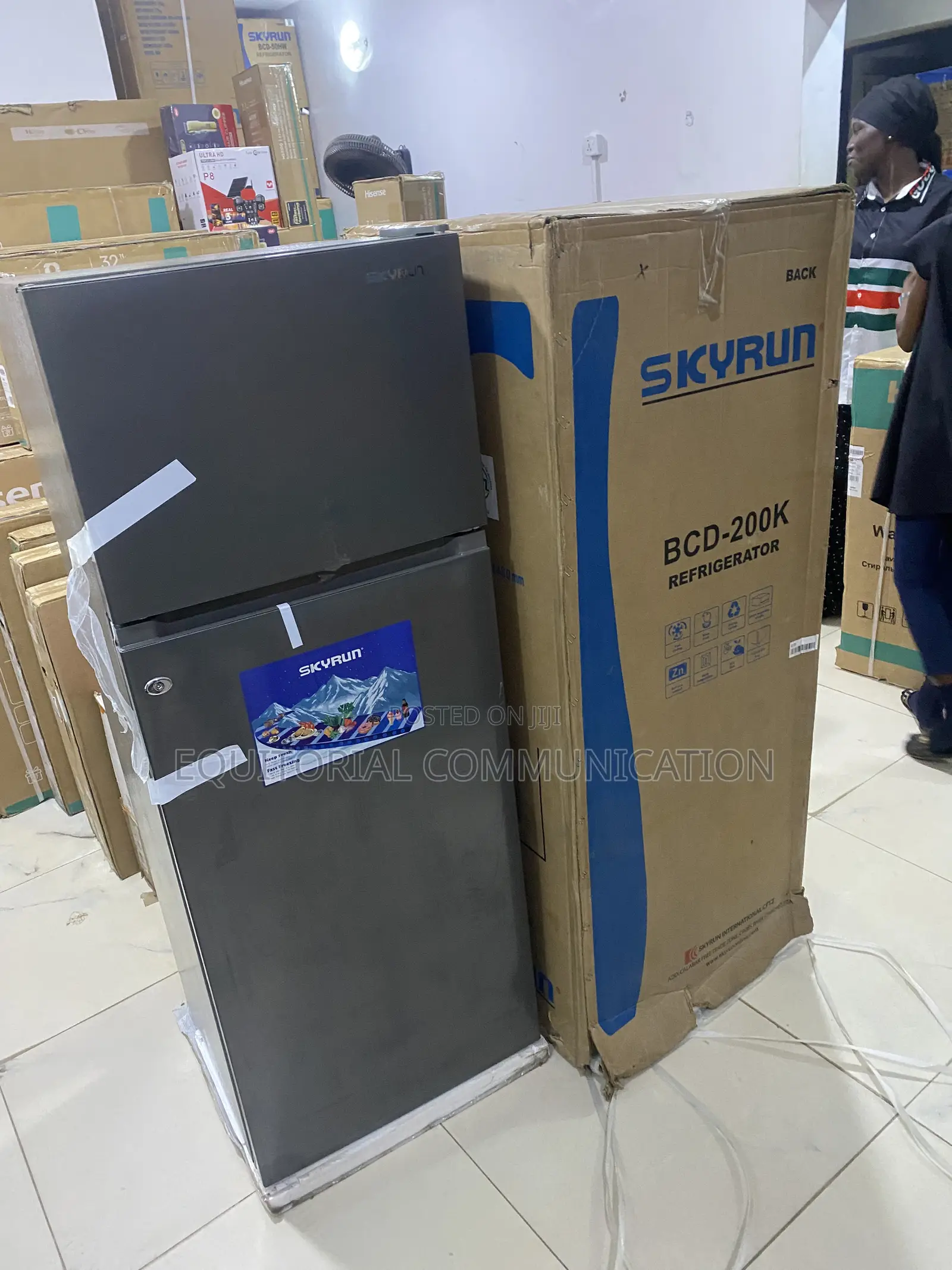 Skyrun BCD-200K Double Compartment 200L Refrigerator