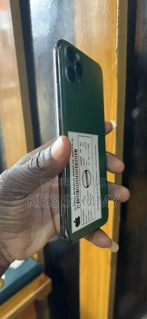 Apple iPhone 11 Pro Max 64 GB Green