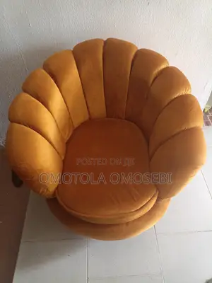 Single Chair