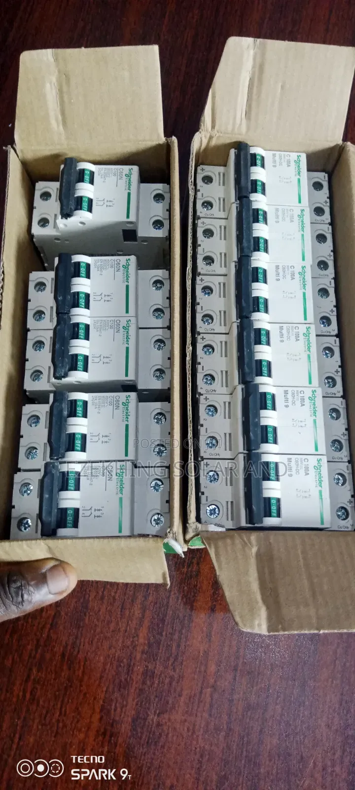 MCB Schneider Breaker