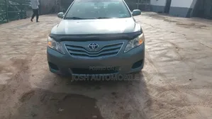 Toyota Camry 2010 Green