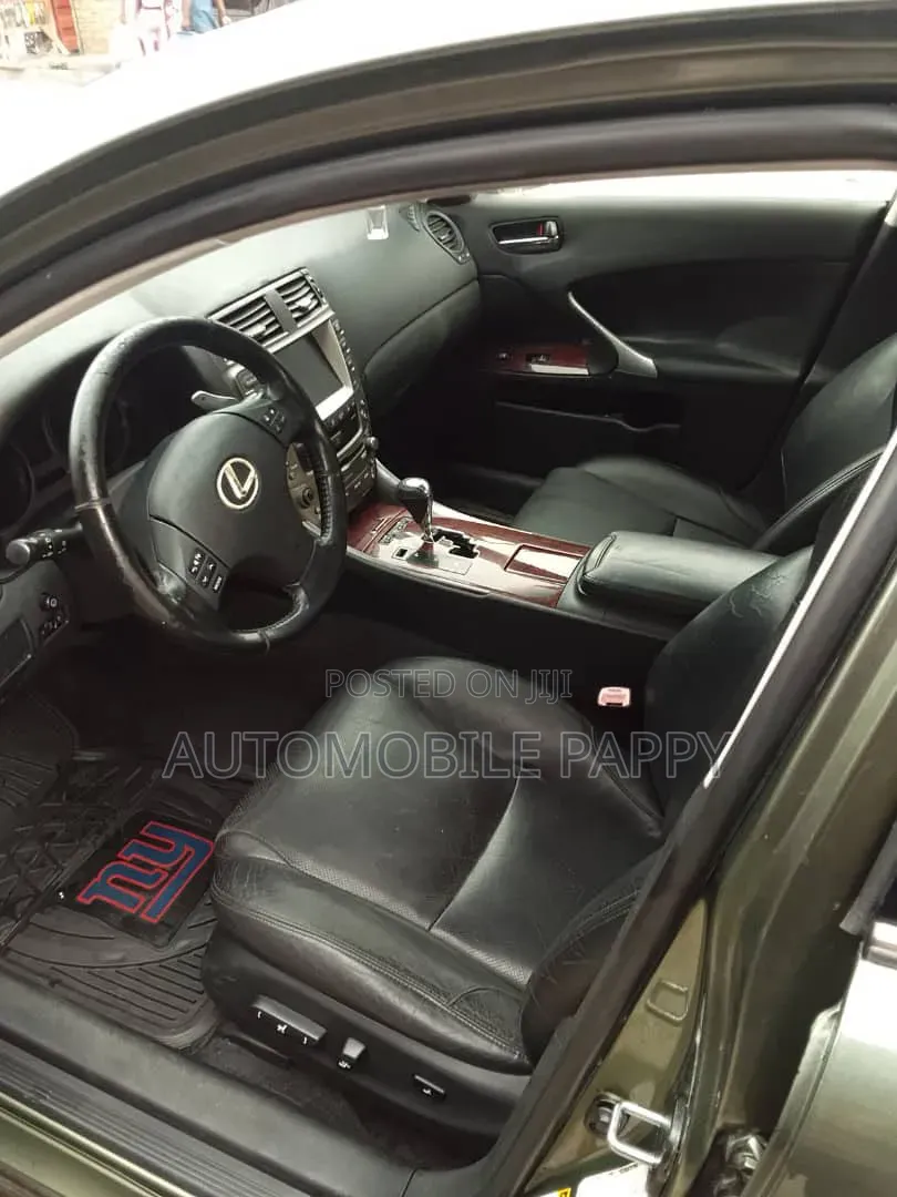 Lexus IS 2006 Black