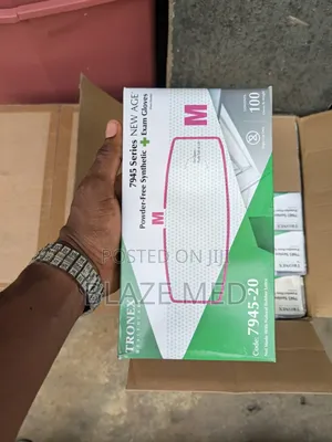 Nitrile Examination Gloves