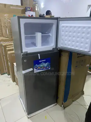 Skyrun BCD-200K Top Freezer Refrigerator for Apartments