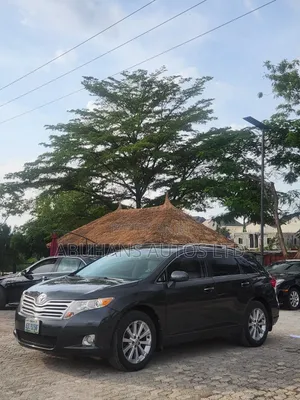Toyota Venza AWD 2010 Gray