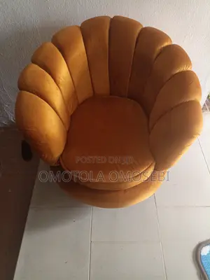 Single Chair