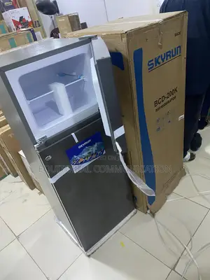 Skyrun BCD-200K Top-Mounted Freezer 200L Fridge