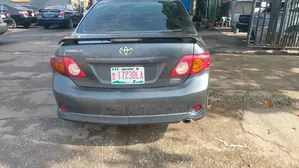 Toyota Corolla 2008 Gray