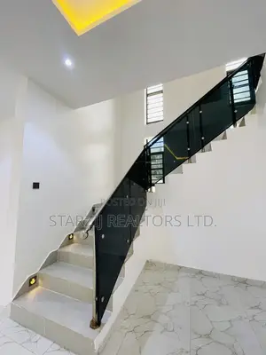 4bdrm Duplex in Dape for sale