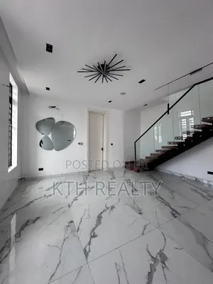 5bdrm Duplex in Lekki Phase 1 for sale