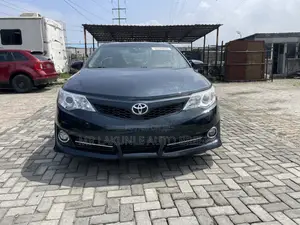 Toyota Camry 2014 Green