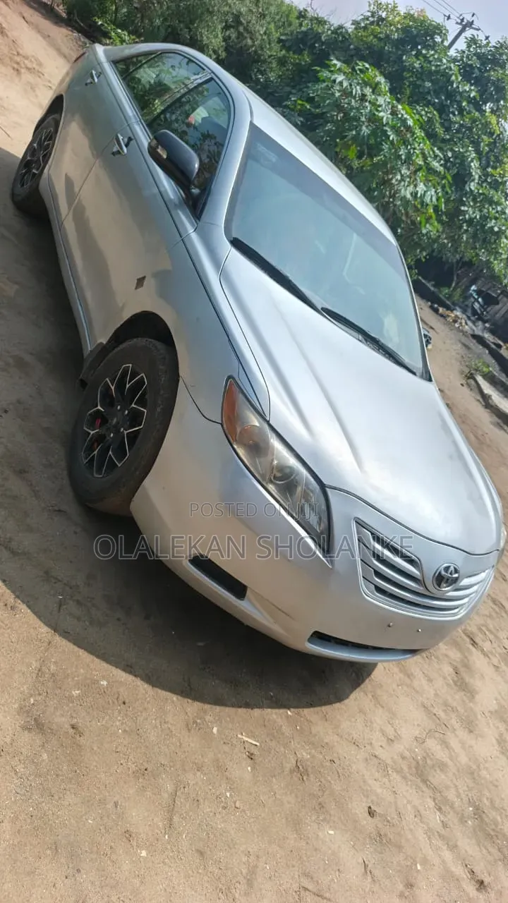 Toyota Camry 2008 Silver