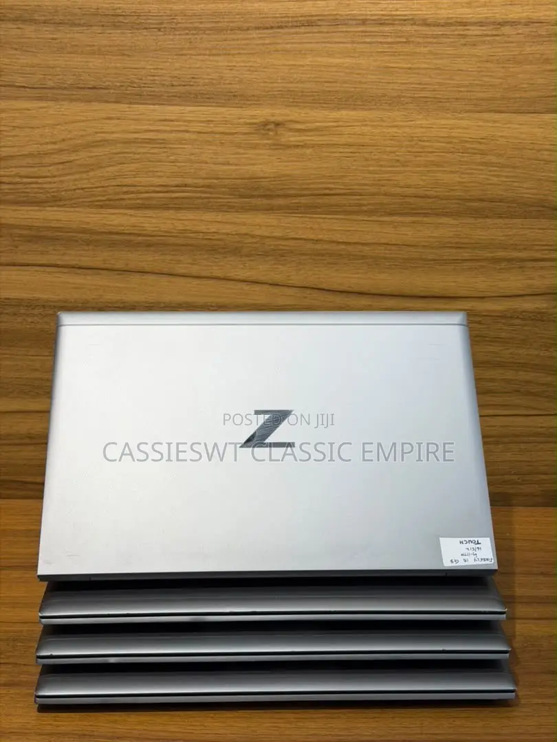 Laptop HP ZBook Firefly G8 16GB Intel Core i7 SSD 512GB