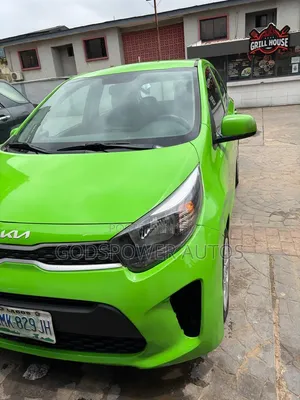 Kia Picanto 2022 Green