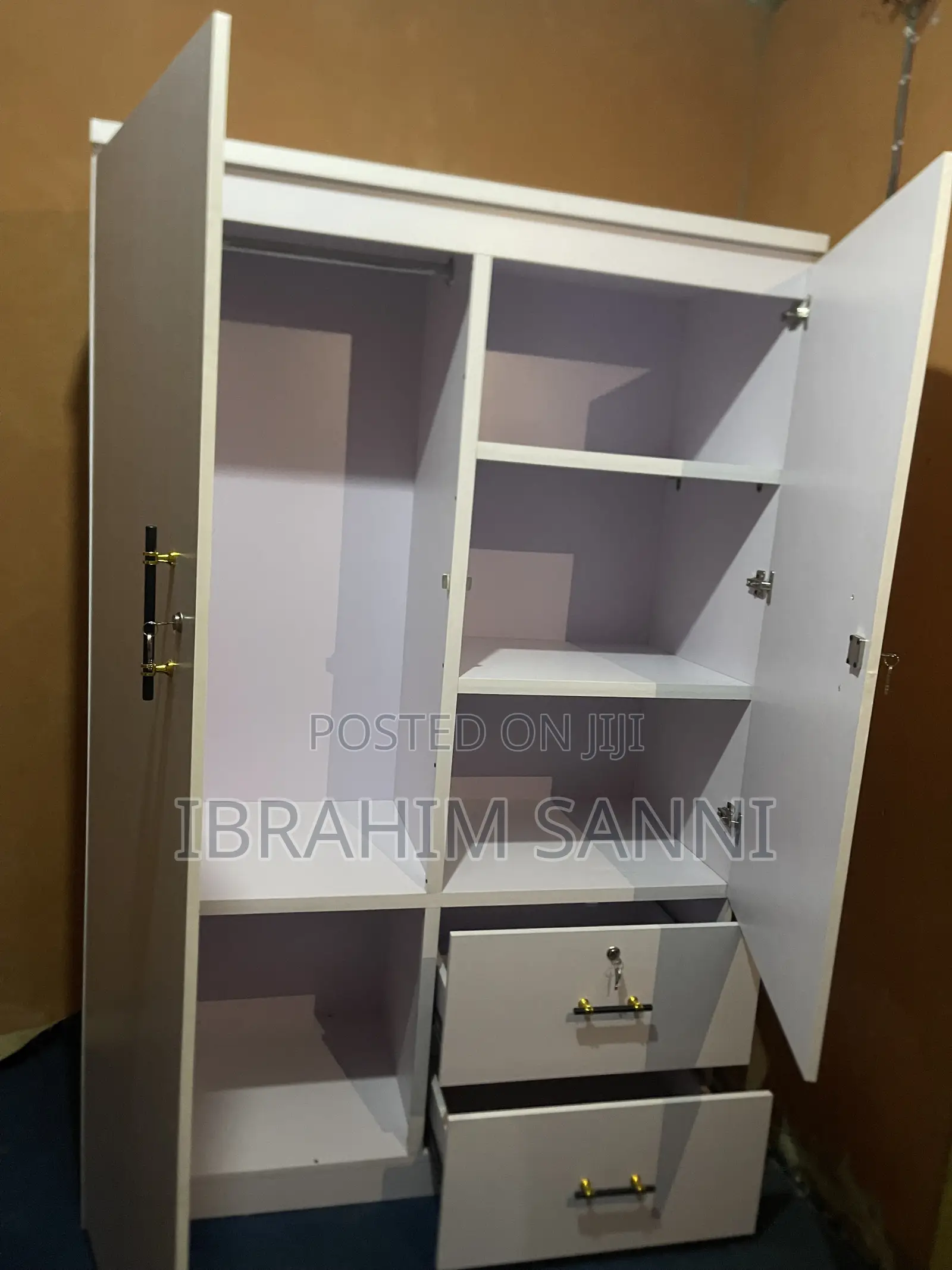 Big Wardrobe