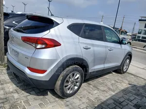 Hyundai Tucson 2019 Silver