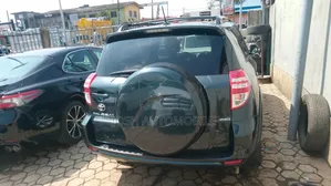 Toyota RAV4 2010 Blue