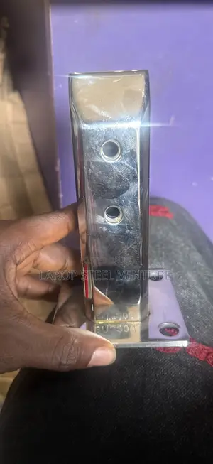 Silver Glass Stand 160mm